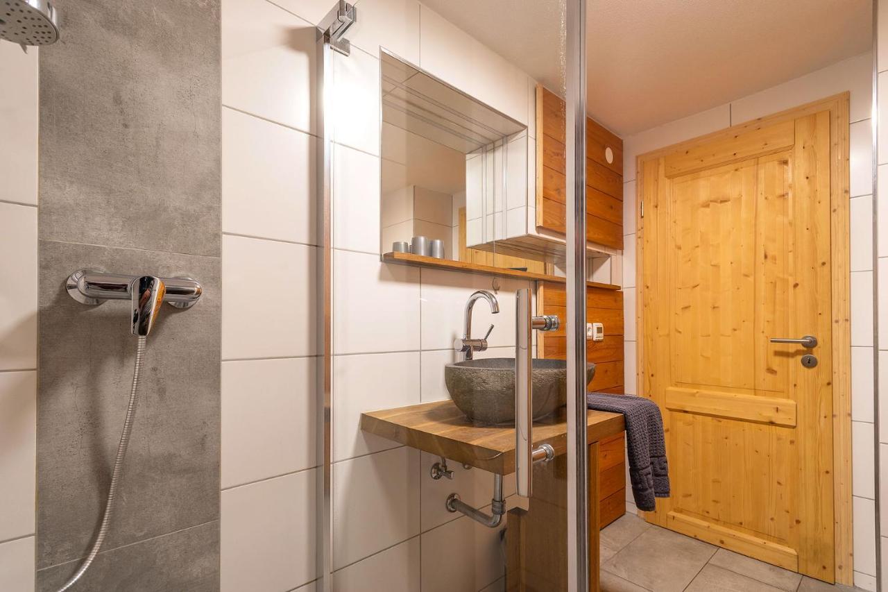 Alpen-Hostel - Apartment Talstation Mit Motorradvermietung Memmingen Exterior foto